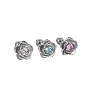 Lot de 3 boucles d'oreilles fleurs en acier titane avec zircons bleus, roses et clairs