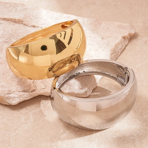Irregular wide metallic adjustable cuff bracelets in polished gold and silver finish