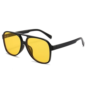 Fashionable oversized double bridge aviator sunglasses with yellow lenses and black frame