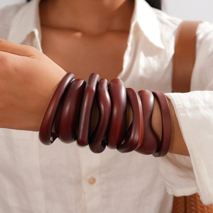 Vintage Acrylic Irregular Geometric Open Bangle Minimalist Wood Like Resin Bracelet Jewelry For Women