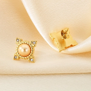 Elegant 18K gold plated square earrings with shell pearl and crystal textures