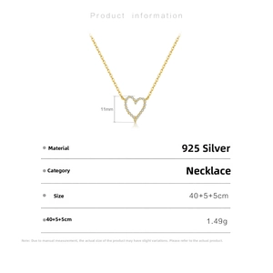 Detailed view of s925 silver heart necklace with zirconia and 40-50cm chain dimensions