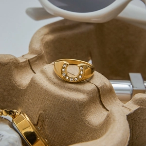 Elegant 18K gold-plated U-shaped stainless steel ring with zircon stones in 45-degree view