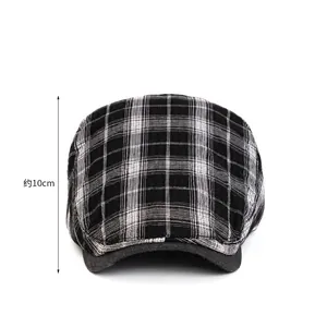Béret rétro à carreaux noir et blanc pour femme avec une profondeur de bonnet de 10cm