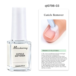 Dettaglio dell'ammorbidente cuticole 12ml con texture cremosa e guida alla cura unghie