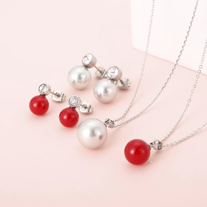 Elegance shell pearl necklace and crystal stud earrings set in polished titanium steel