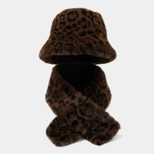 Detailed texture of thick leopard print faux fur winter hat and scarf set for women