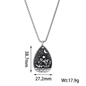 Vue détaillée du pendentif crâne avec dimensions 38,7x27,2mm et spécification de poids 17,9g