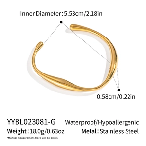 Detailed size chart for irregular gold stainless steel cuff with 5.53cm inner diameter