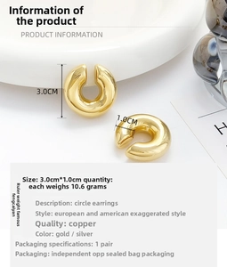 Detailed size chart for thick hollow U-shaped gold cuff earrings showing 3.0CM by 1.0CM specs