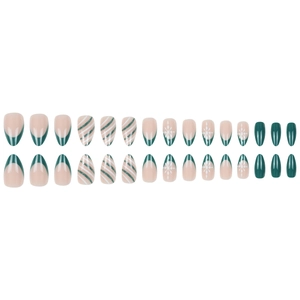 Faux ongles amande verts de Noël avec french manucure et motifs de flocons de neige