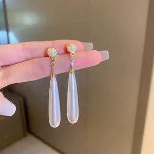 Vintage Elegant Long Teardrop Artificial Pearl Dangle Earrings With 925 Sterling Silver Earring Post Gold Plated Alloy For Women