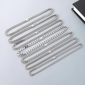 Macro display of silver Cuban link chains in seven different widths for men and women