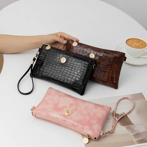 Women'S Crocodile Pu Leather Zipper Wallets