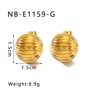 Detailed view of gold dome earrings with striped texture and 1.5cm size specification