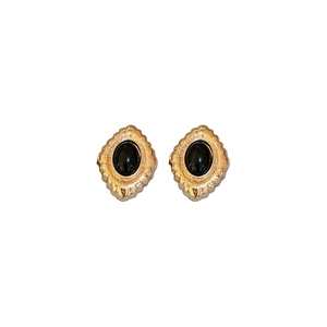 Vintage gold oval flower earrings with black gemstone and embossed details