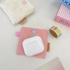 Detailed close-up of quilted heart earbuds pouch storage bag for women and students