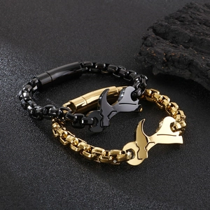 Creative stainless steel hip hop bracelet featuring wrench and hammer charms in black and gold