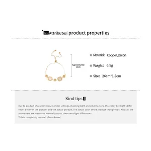 Vue détaillée du bracelet géométrique plaqué or 18k avec zircon et dimensions