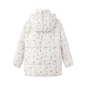 Detailansicht der Kinder-Steppjacke mit winddichter Kapuze und buntem Blumen-Cartoon-Print