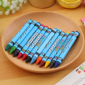 Lot de 12 crayons de couleur pour enfants dans un plateau en bois pour le dessin