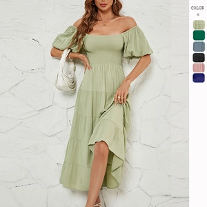 Robe Maxi À Encolure Carrée Et Manches Bouffantes Buste Smocké Jupe À Étages Taille Haute Été Polyester Pour Femmes