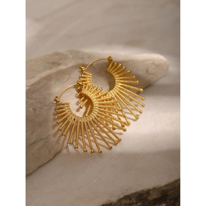 Exquisite 18k gold fan shaped sunburst stud earrings featuring textured metal rays