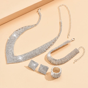 Elegant silver-plated bridal jewelry set with sparkling rhinestones necklace and ring