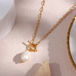 Golden paperclip chain necklace with baroque pearl pendant and OT toggle clasp
