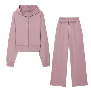 Ensemble deux pièces pour femme avec sweat à capuche court et pantalon large rose