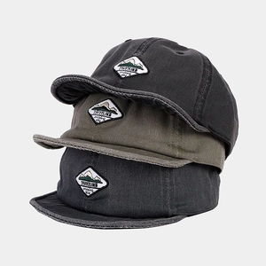 Soft brim cotton baseball caps with mountain embroidery in dark grey and olive green