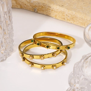 Floral Daisy Stainless Steel Bangle Bracelet 18K Gold Plated Waterproof Hypoallergenic Fashion Jewelry Gift For Women