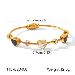 Detail view of 18k gold plated stainless steel heart bracelet with size and weight info