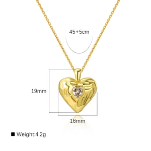 Gold plated irregular heart pendant necklace with dimensions and 45cm chain length