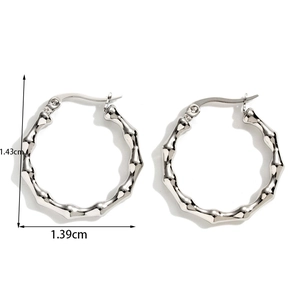 Polished silver stainless steel bamboo texture C-shape hoop earrings with size dimensions