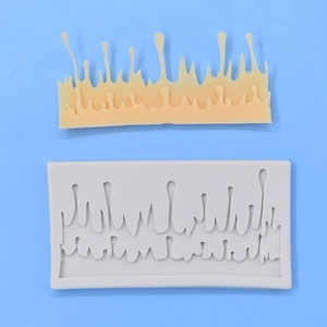 Silicone dripping cream border mold for DIY cake decoration and chocolate crafting