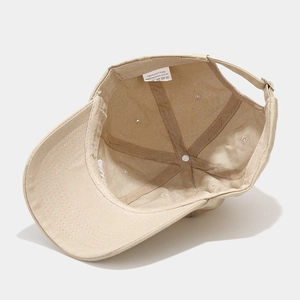Khaki cotton baseball cap with embroidered letters and high-quality internal stitching