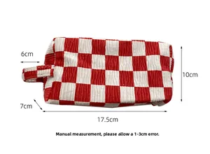 Retro checkered velvet makeup bag dimensions: 17.5cm length, 7cm width, 10cm height
