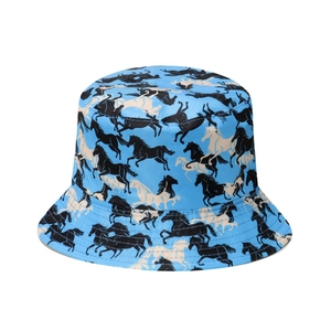 Chapeau bob bleu réversible avec motif de chevaux et coutures renforcées