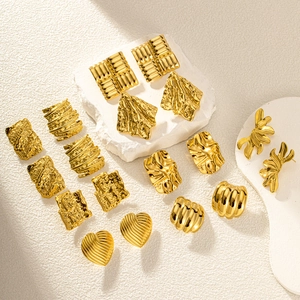Detailed set of 18K gold plated earrings with geometric textures and vintage designs