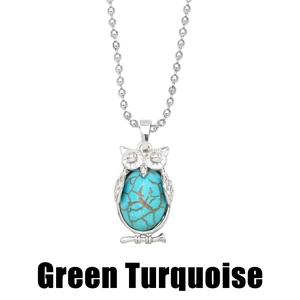 Retro punk owl pendant necklace featuring green turquoise stone inlay on silver bead chain