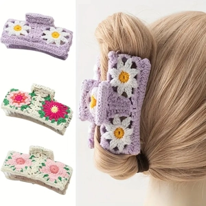 Handmade crochet floral hair claw clips with pastoral knit flowers for beach holidays