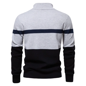 Herren-Strickpullover mit Reißverschluss, Patchwork in Grau, Blau, Schwarz und Rippbündchen