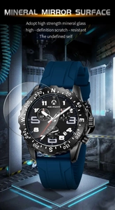 Dettaglio del vetro minerale antigraffio su un orologio sportivo al quarzo multifunzione