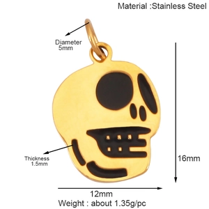 Detailed size chart for golden stainless steel skull pendant with precise measurements