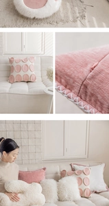 Detail showing high-quality invisible zipper and pink velvet texture on cat paw pillow cover