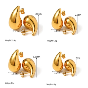 Polished 18K gold teardrop earrings in four sizes with detailed weight and dimensions