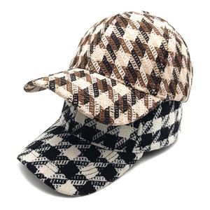 Classic houndstooth baseball caps in brown and black wool fabric for autumn and winter