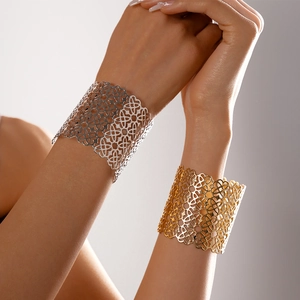 Bracciale Rigido Largo In Metallo Traforato Per Donna Bohémien Filigrana Geometrico Aperto Gioielli Retrò Alla Moda