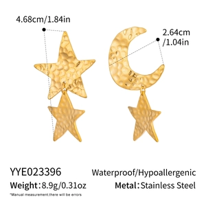 Detailed size specifications for gold hammered moon and star stainless steel earrings